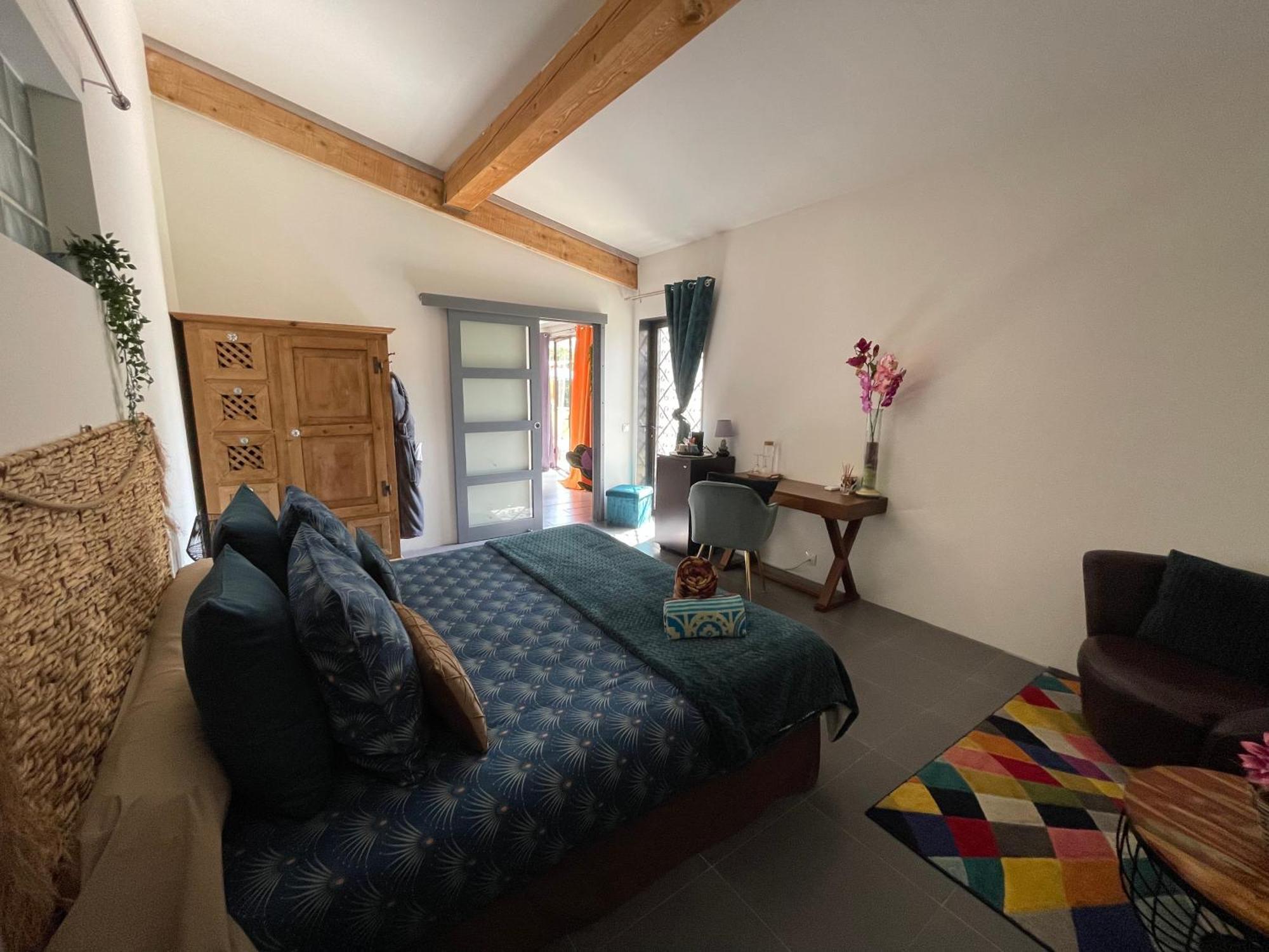 Mas De La Butte Blanche Bed and Breakfast Orgon Exteriör bild