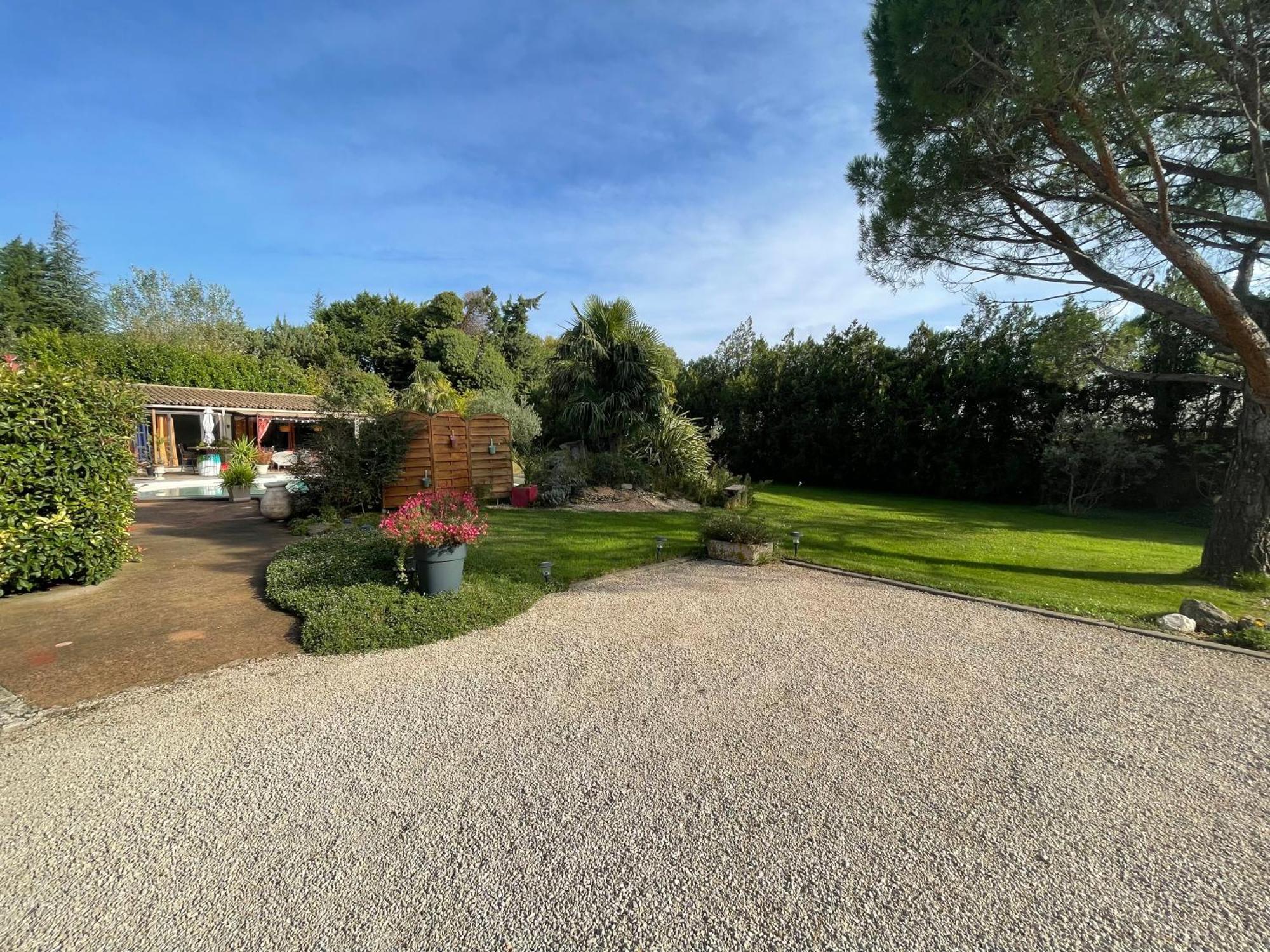 Mas De La Butte Blanche Bed and Breakfast Orgon Exteriör bild